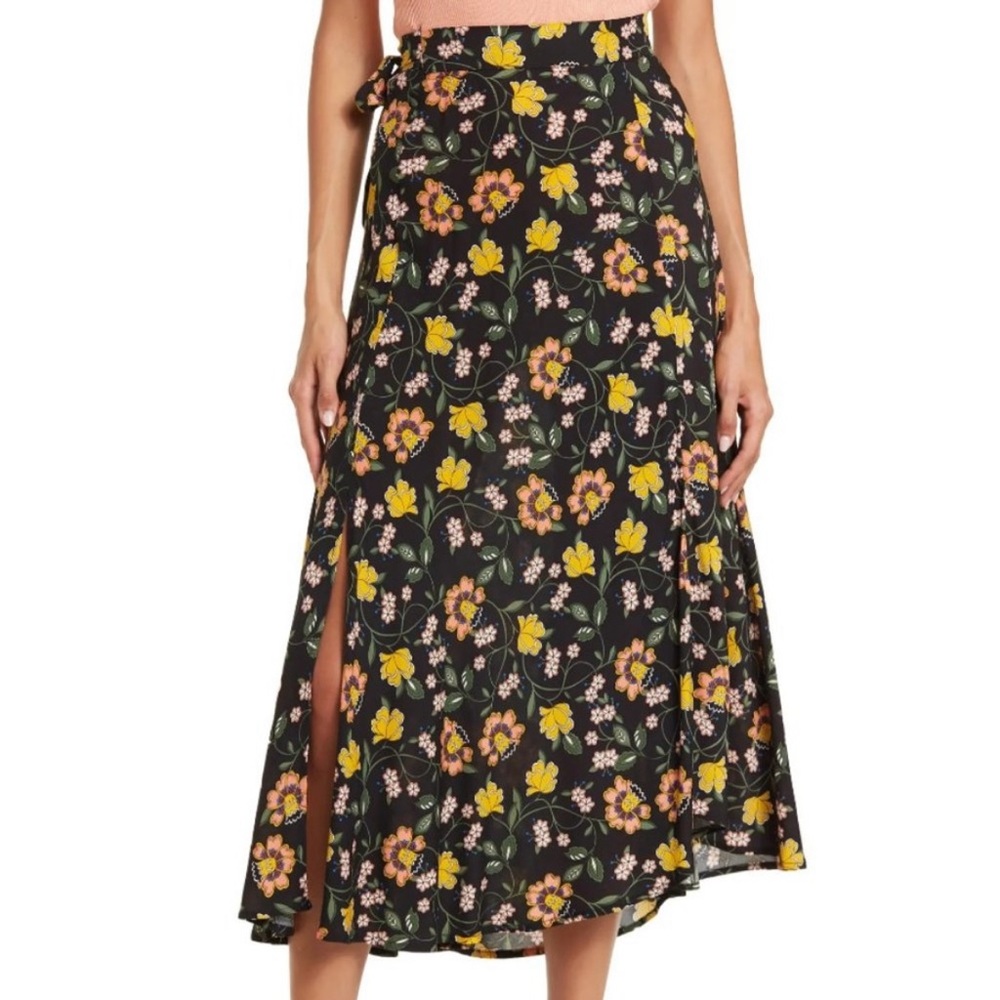 Tahari Floral Black Women's Skirt Subtle High Low with Double Side Slits